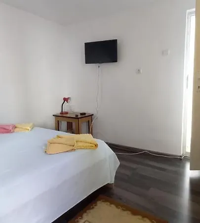 Konukevi Casa La Catalin *