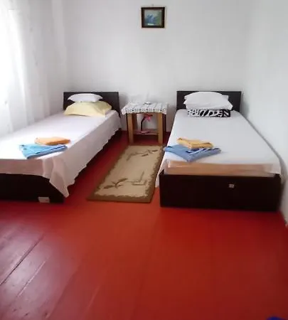 Casa La Catalin Konukevi *